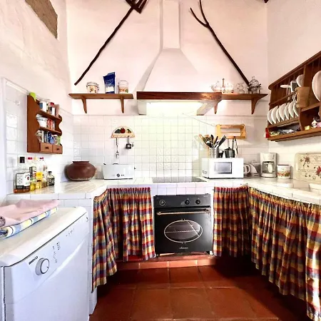 Casa Vista Al Mar,piscina Compartida,wifi Y Jardin En