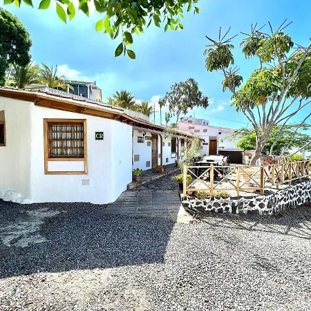 Casa Vista Al Mar,piscina Compartida,wifi Y Jardin En Hébergement de vacances Guía de Isora