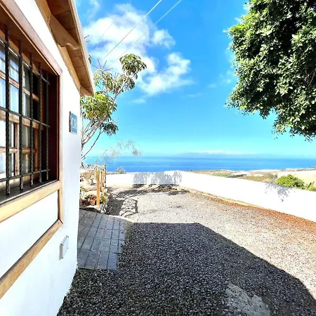 Casa Vista Al Mar,piscina Compartida,wifi Y Jardin En