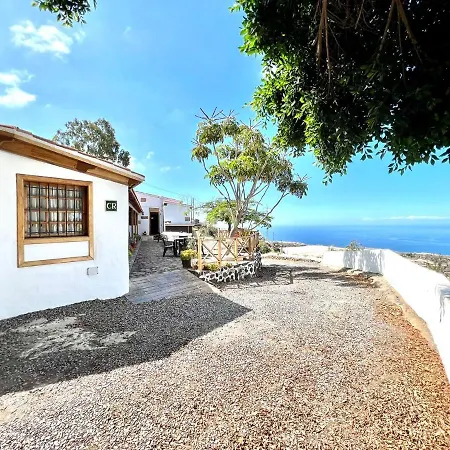 Hébergement de vacances Casa Vista Al Mar,piscina Compartida,wifi Y Jardin En