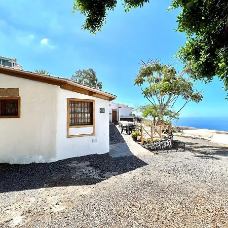 Hébergement de vacances Casa Vista Al Mar,piscina Compartida,wifi Y Jardin En *