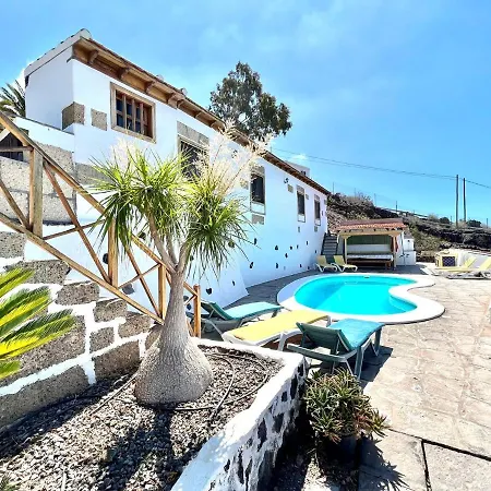 Casa Vista Al Mar,piscina Compartida,wifi Y Jardin En Hébergement de vacances Guía de Isora