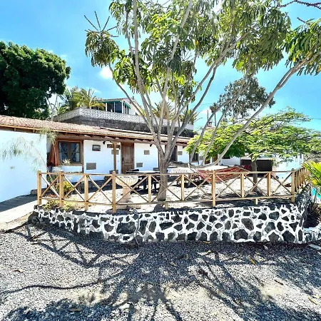 Hébergement de vacances Casa Vista Al Mar,piscina Compartida,wifi Y Jardin En Guía de Isora